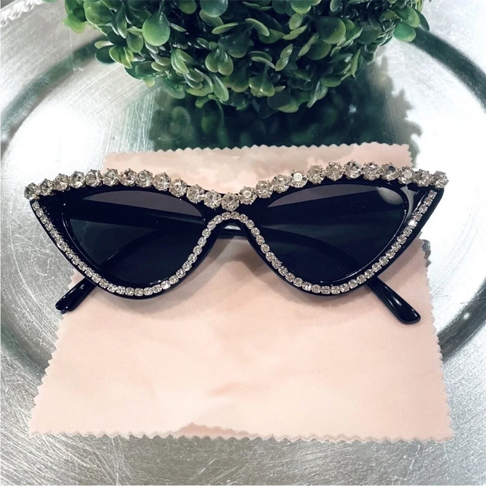 Sparkling Rhinestone Black Cat Eye Sunglasses ~ brand new